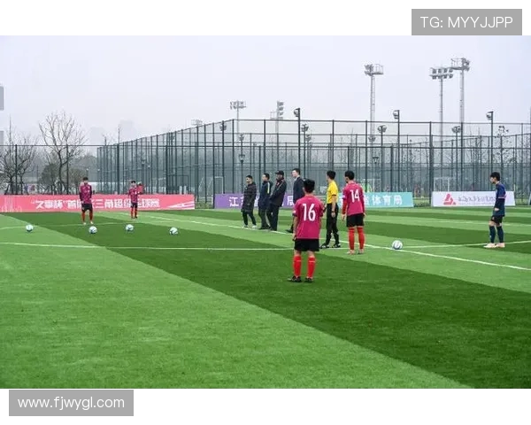 板式足球体育引领全民健身新风尚与竞技融合发展之路时代实践探索 板式足球体育引领全民健身新风尚与竞技融合发展之路时代实践探索