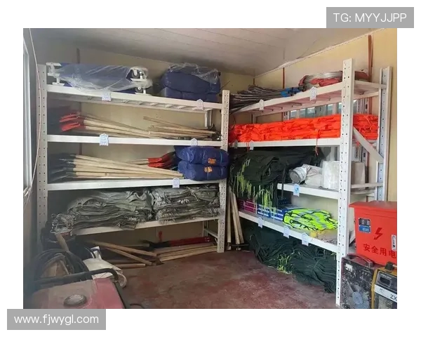 挖掘机夏季防暑降温物资